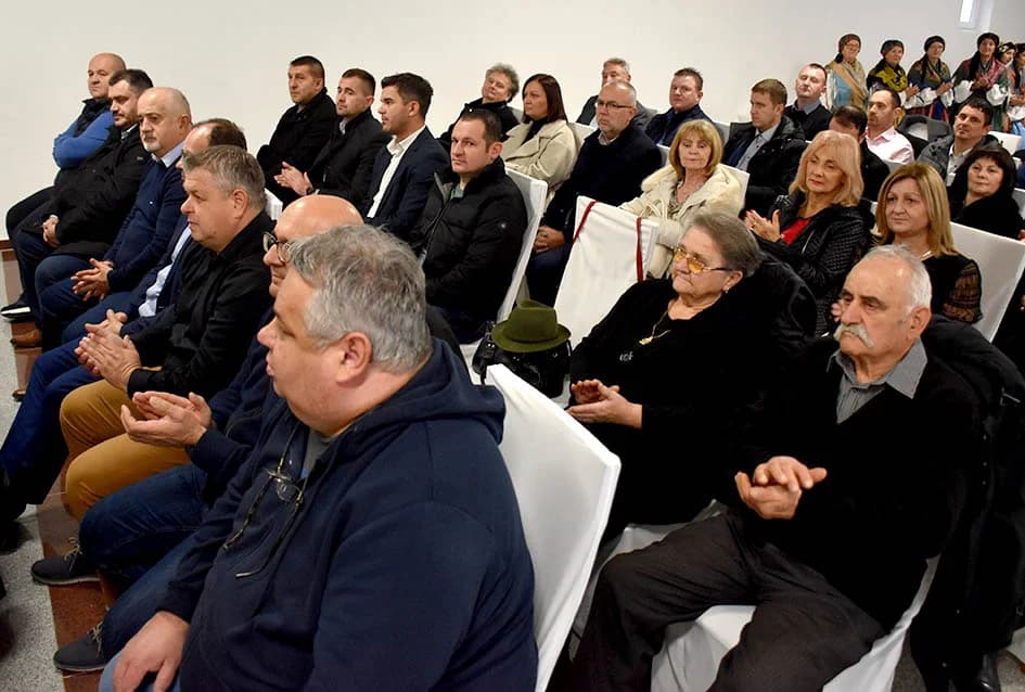 Nagradu Općine Jakšić za životno djelo primio Pavel Treger, a zahvalnice Lucija Jerković, Danijela Rezo, Mira Šulc, OPG Hajzler i HKUD Slavonija