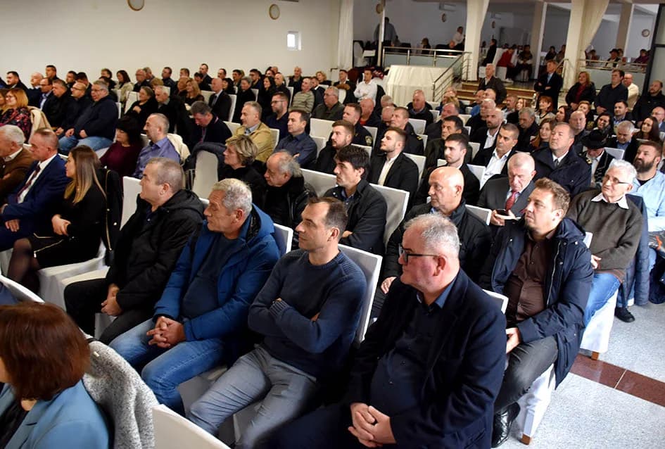 Nagradu Općine Jakšić za životno djelo primio Pavel Treger, a zahvalnice Lucija Jerković, Danijela Rezo, Mira Šulc, OPG Hajzler i HKUD Slavonija