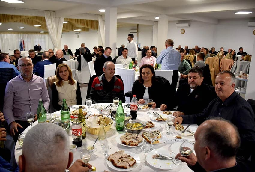 Nagradu Općine Jakšić za životno djelo primio Pavel Treger, a zahvalnice Lucija Jerković, Danijela Rezo, Mira Šulc, OPG Hajzler i HKUD Slavonija