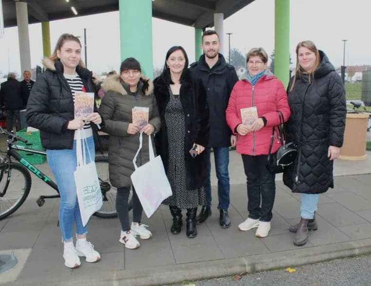 Najbolje domaće čvarke imale su Josipa Šafar iz Novoselaca i Anita Ančurovski iz Zagrađa