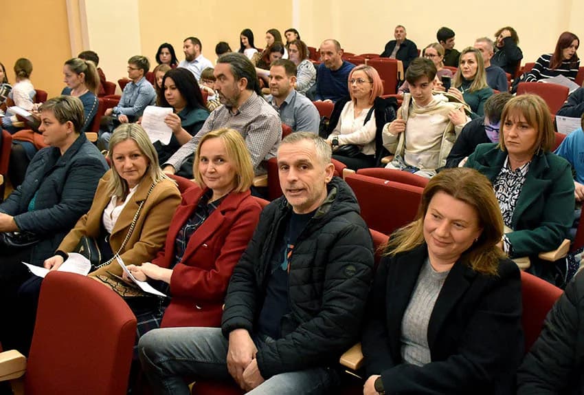 HUMANITARNI KONCERT UČENIKA POŽEŠKE GLAZBENE ŠKOLE: Glazbena čarolija za kombi požeških invalida