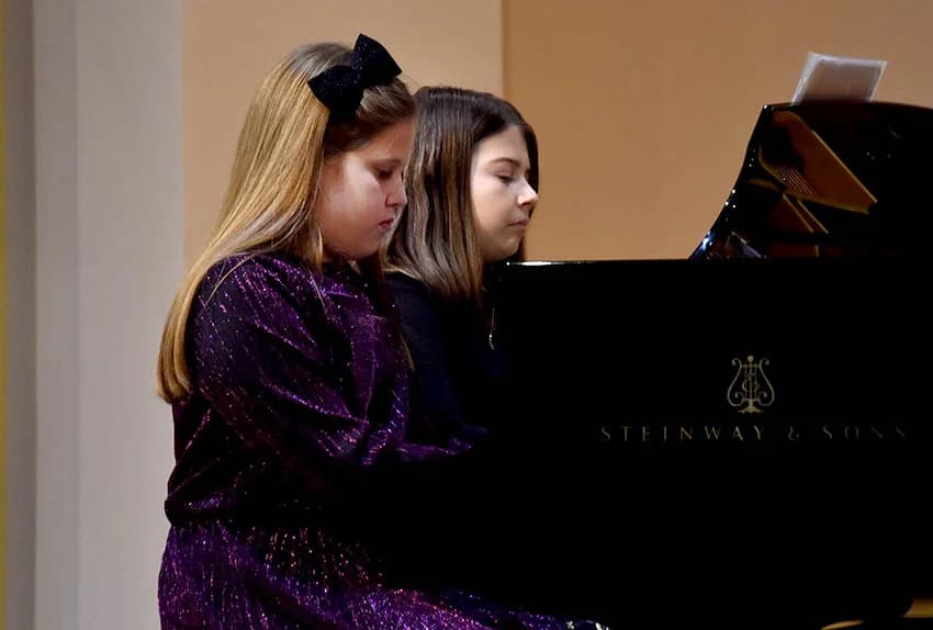 HUMANITARNI KONCERT UČENIKA POŽEŠKE GLAZBENE ŠKOLE: Glazbena čarolija za kombi požeških invalida