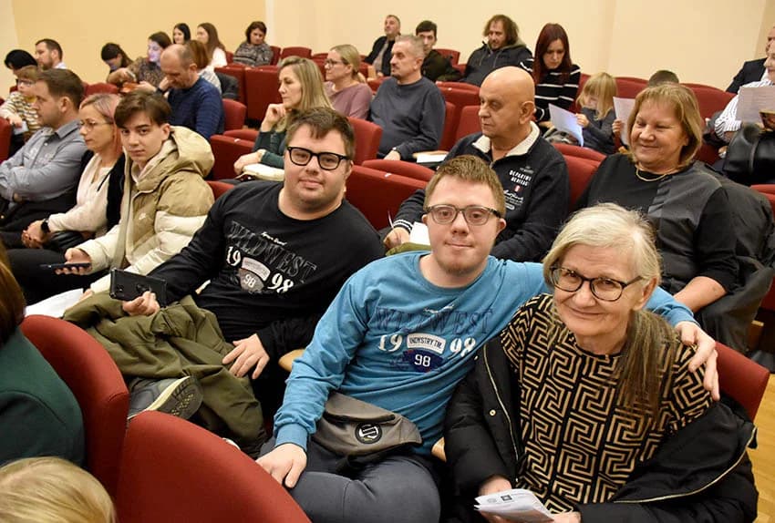 HUMANITARNI KONCERT UČENIKA POŽEŠKE GLAZBENE ŠKOLE: Glazbena čarolija za kombi požeških invalida