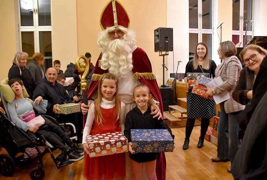 HUMANITARNI KONCERT UČENIKA POŽEŠKE GLAZBENE ŠKOLE: Glazbena čarolija za kombi požeških invalida