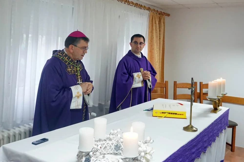 Pohod biskupa Ive Domu za starije i nemoćne osobe u Velikoj