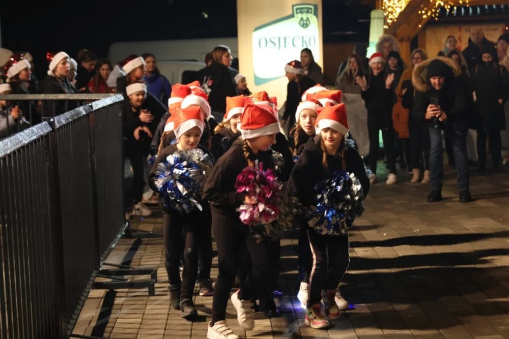Ninina čarobna Shhhuma u Velikoj: Otvoren najraskošniji Advent u ovom dijelu Hrvatske