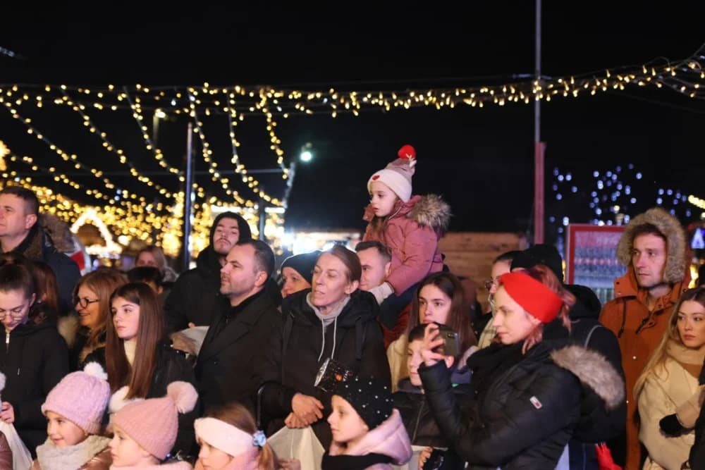 Ninina čarobna Shhhuma u Velikoj: Otvoren najraskošniji Advent u ovom dijelu Hrvatske