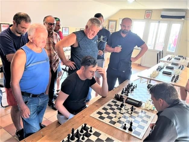 Na šahovskom turniru u Bukovlju pobjednik Hrvoje Grčić iz pleterničkog ŠK Vina Markota