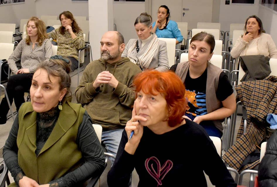 PREDAVANJE POZNATE VRTLARICE TRUDI BORŠOŠ:  “Živa zemlja u našim vrtovima”
