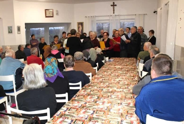 Pleternički umirovljenici posjetili Dom za starije i nemoćne osobe Baketarić u Resniku