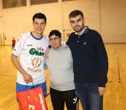 MALONOGOMETNI PLETERNIČKI TURNIR: Pobjednički pehar i vrijednu novčanu nagradu osvojio „AS Grga“