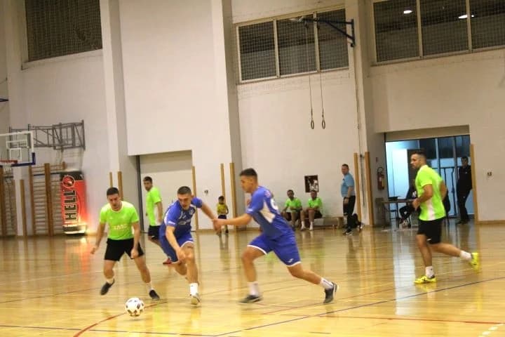 MALONOGOMETNI PLETERNIČKI TURNIR: Pobjednički pehar i vrijednu novčanu nagradu osvojio „AS Grga“