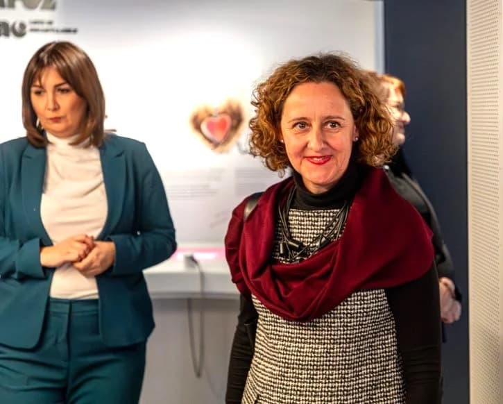 Ministrica kulture Nina Obuljen Koržinek u Pleternici posjetila Muzej bećarca i Knjižnicu