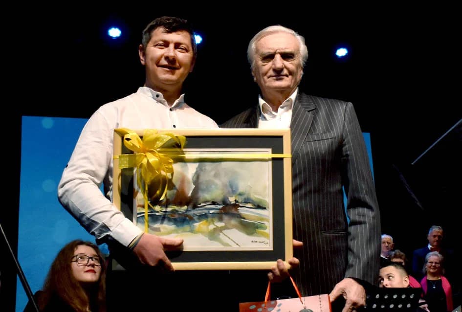 ODRŽAN ADVENTSKI KONCERT GLAZBENOG DRUŠTVA “VILA VELEBITA” IZ  POŽEGE: Prvorazredni glazbeni događaj