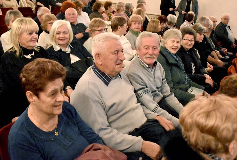 ODRŽAN ADVENTSKI KONCERT GLAZBENOG DRUŠTVA “VILA VELEBITA” IZ  POŽEGE: Prvorazredni glazbeni događaj
