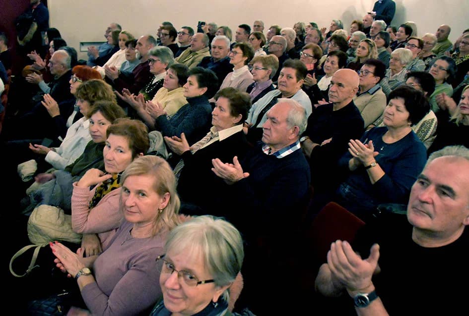 ODRŽAN ADVENTSKI KONCERT GLAZBENOG DRUŠTVA “VILA VELEBITA” IZ  POŽEGE: Prvorazredni glazbeni događaj