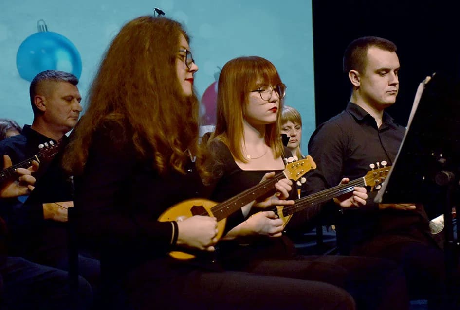 ODRŽAN ADVENTSKI KONCERT GLAZBENOG DRUŠTVA “VILA VELEBITA” IZ  POŽEGE: Prvorazredni glazbeni događaj