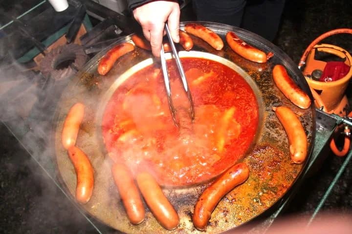 SUBOTNJI PLETERNIČKI ADVENT: Umirovljenici zapalili treću svijeću, u Bećarskom šoru lovački čobanac i Tamburaški sastav „Zlatna dolina“