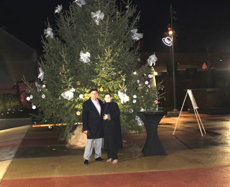 SUBOTNJI PLETERNIČKI ADVENT: Umirovljenici zapalili treću svijeću, u Bećarskom šoru lovački čobanac i Tamburaški sastav „Zlatna dolina“