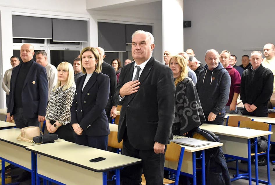 Pčelari požeške Zlatne doline proslavili 50 godina rada-zaslužni primili zahvalnice