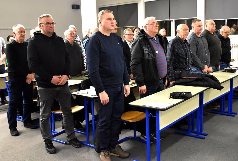 Pčelari požeške Zlatne doline proslavili 50 godina rada-zaslužni primili zahvalnice