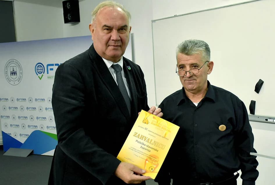 Pčelari požeške Zlatne doline proslavili 50 godina rada-zaslužni primili zahvalnice