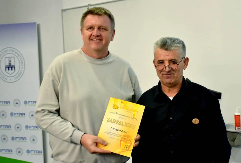 Pčelari požeške Zlatne doline proslavili 50 godina rada-zaslužni primili zahvalnice