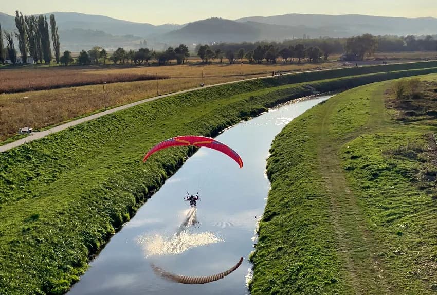 Letači požeškog Bumbara tek nakon 20 godina rada imaju svoje uzletište /FOTO/