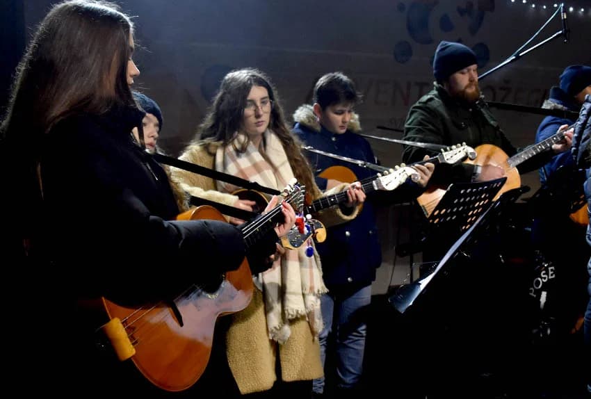 HUMANITARNI KONCERT ZA OSOBE SA INVALIDITETOM: Glazbenici za kupnju kombi vozila