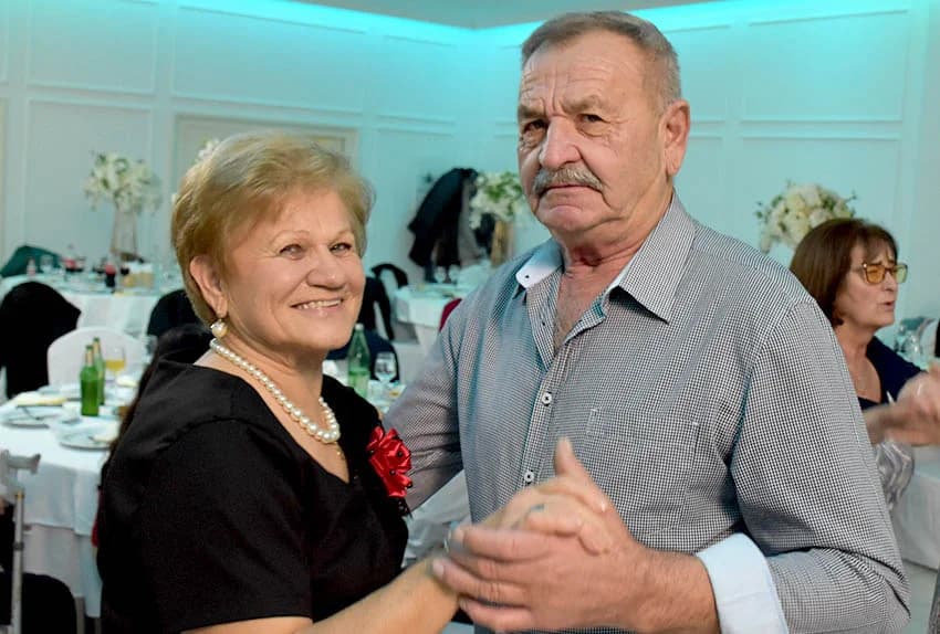 ZABAVA U DVORANI GLORIJA U POŽEGI: Dvanaesta i posljednja ove godine
