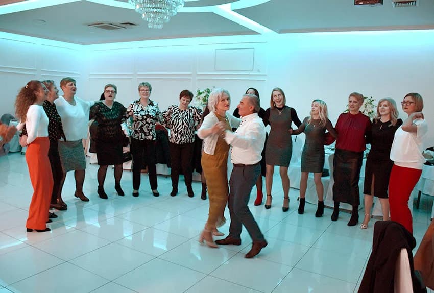 ZABAVA U DVORANI GLORIJA U POŽEGI: Dvanaesta i posljednja ove godine