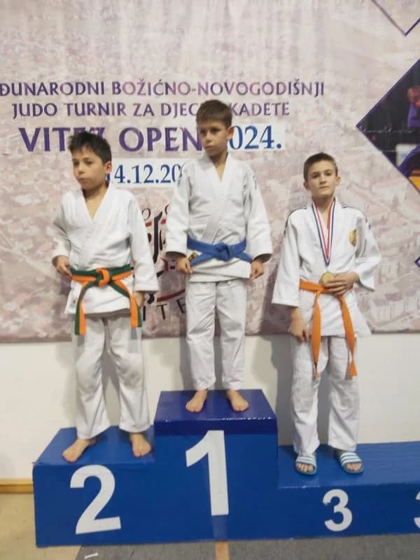 ČAGLINSKI JUDO KLUB „SLAVONAC“: Osvojili šest medalja na božićno-novogodišnjem turniru u Vitezu