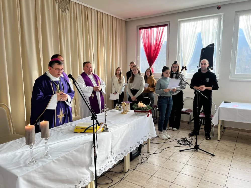 Biskup posjetio Dom za odrasle osobe u Ljeskovici