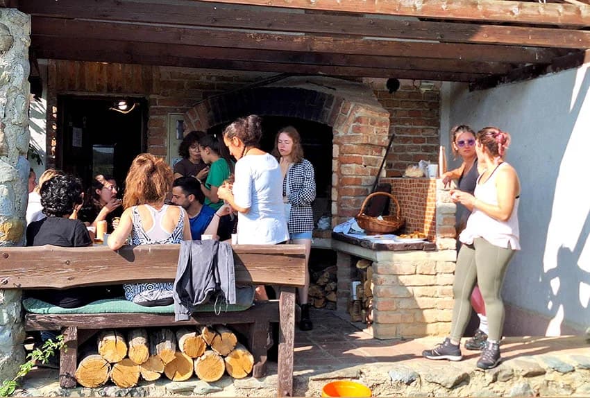 U berbi kod Sontakijevih sudjelovali volonteri iz više zemalja koji borave u Eko centru Latinovac /FOTO/