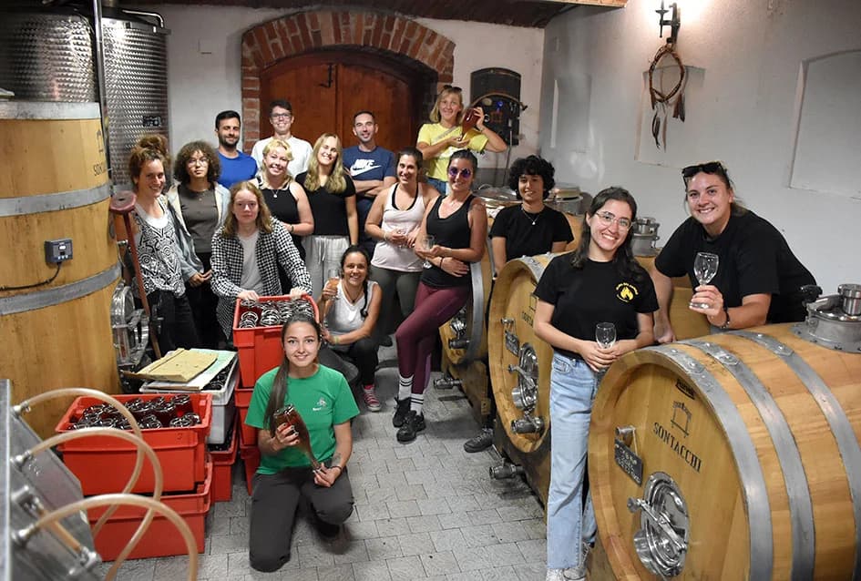 U berbi kod Sontakijevih sudjelovali volonteri iz više zemalja koji borave u Eko centru Latinovac /FOTO/