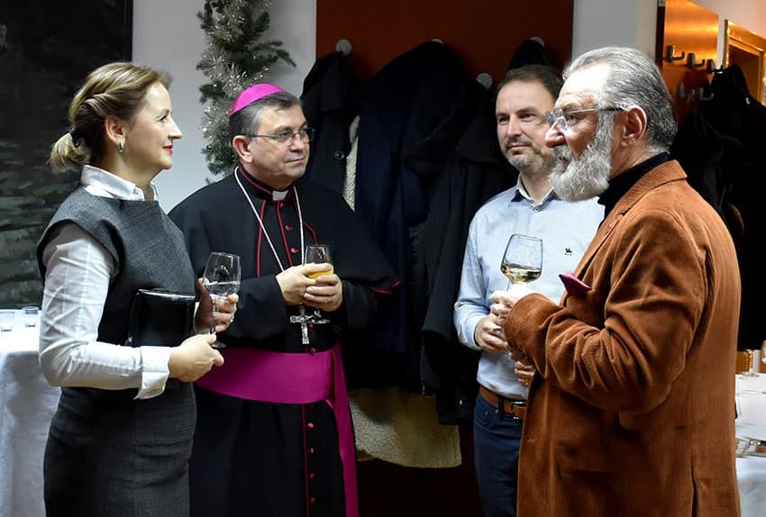 Gospodarstvo ima odgovornost prema zaposlenicima, svojoj sredini i društvu u cjelini