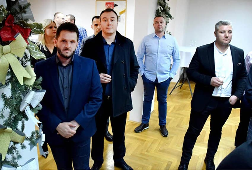 Gospodarstvo ima odgovornost prema zaposlenicima, svojoj sredini i društvu u cjelini