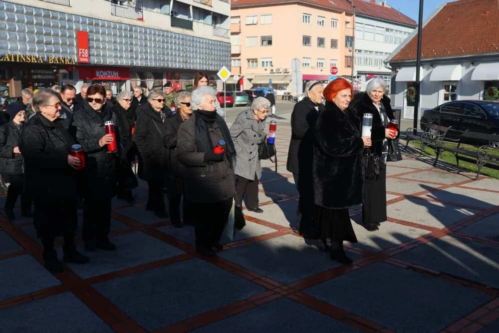 Roditelji poginulih branitelja zajedno pred blagdane