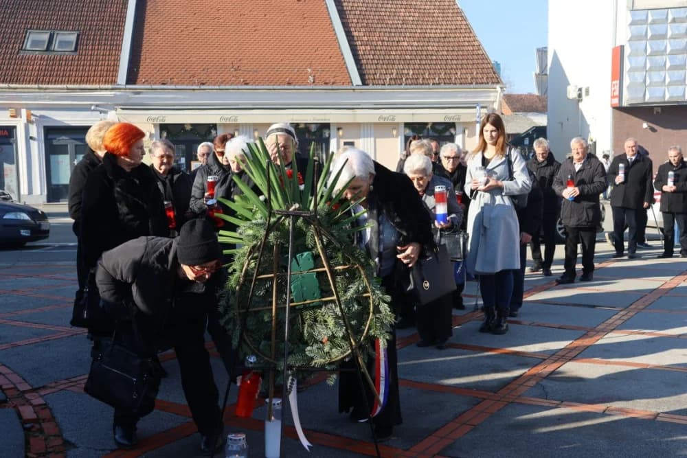 Roditelji poginulih branitelja zajedno pred blagdane