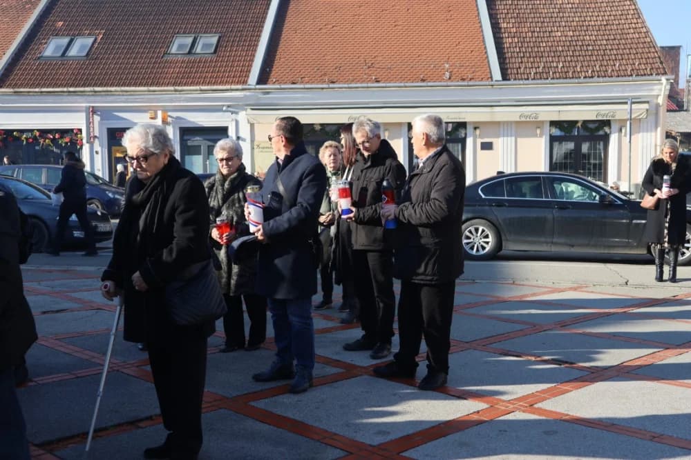 Roditelji poginulih branitelja zajedno pred blagdane