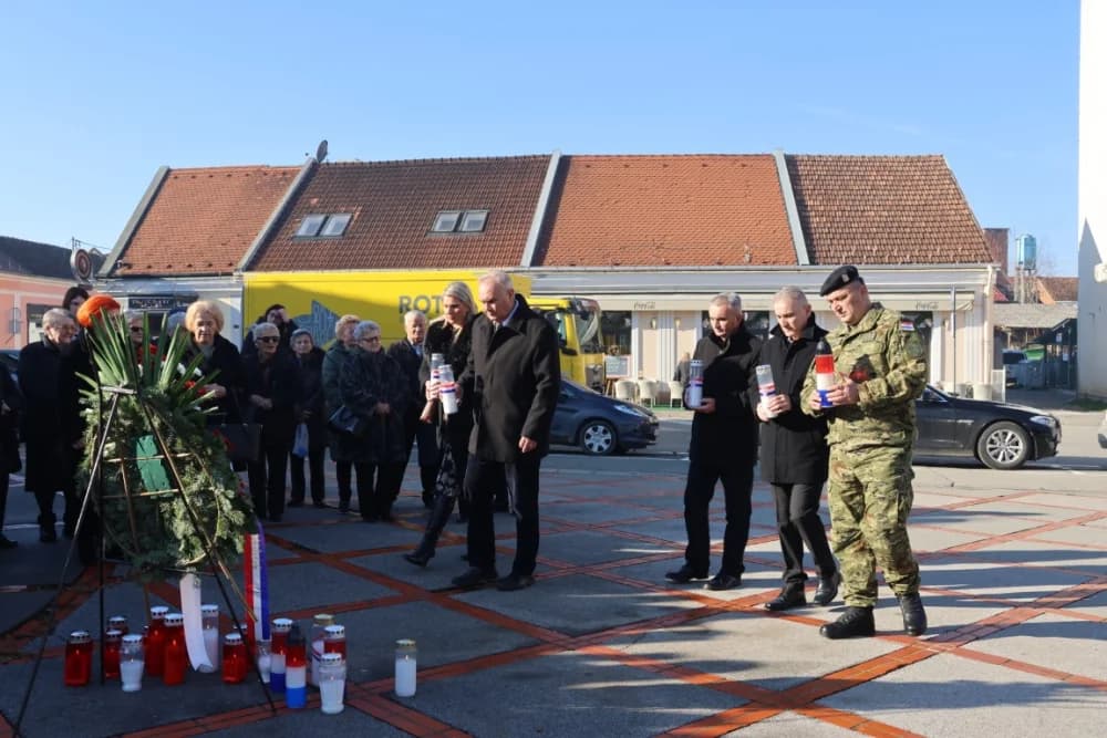 Roditelji poginulih branitelja zajedno pred blagdane