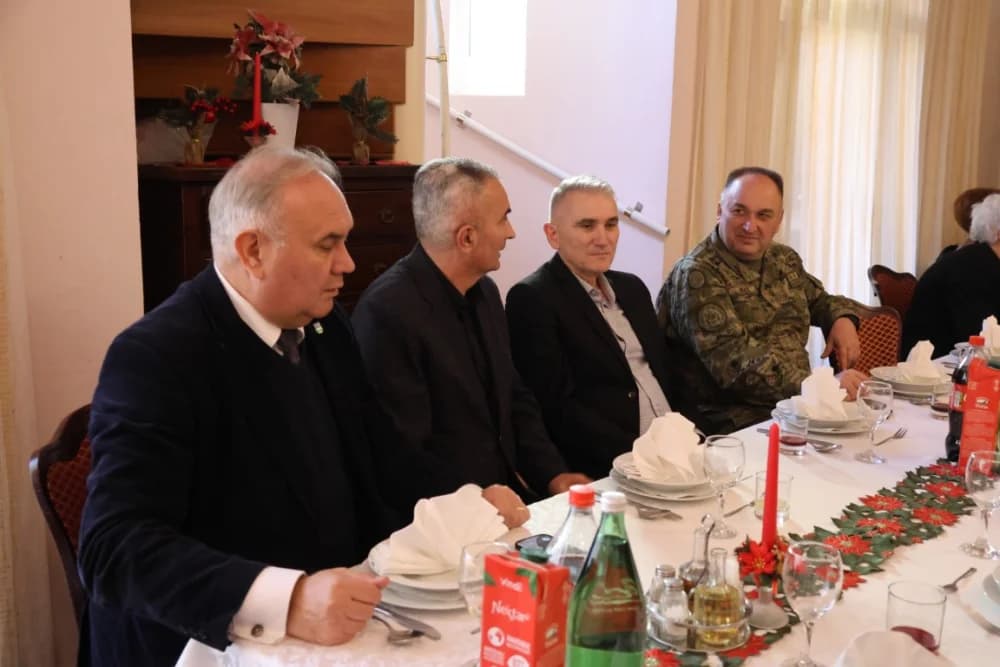 Roditelji poginulih branitelja zajedno pred blagdane