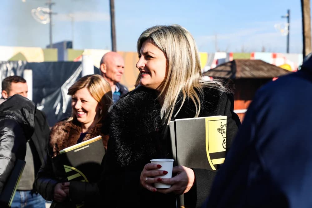 GRAD PLETERNICA: Dodijeljene nove potpore za poduzetnike, obrtnike i OPG-ove: „Naše gospodarstvo raste, a sve zahvaljujući vašem radu i vašem ulaganju“