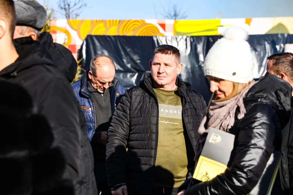 GRAD PLETERNICA: Dodijeljene nove potpore za poduzetnike, obrtnike i OPG-ove: „Naše gospodarstvo raste, a sve zahvaljujući vašem radu i vašem ulaganju“