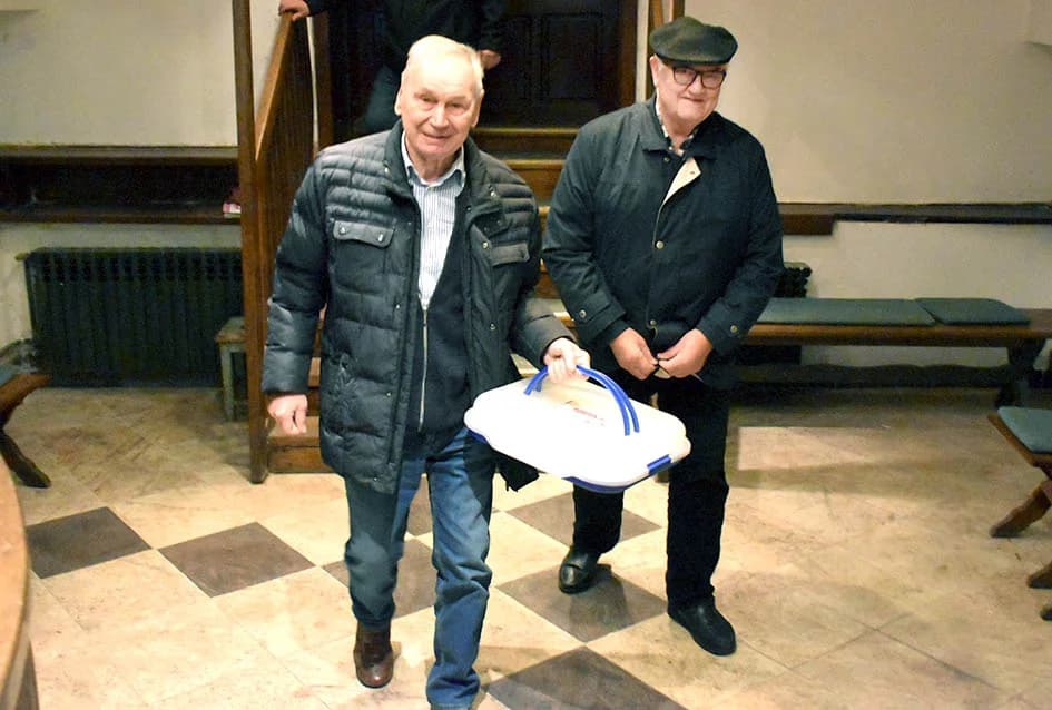 BOŽIĆNI DOMJENAK POŽEŠKIH VINOGRADARA: S pijetetom prema žrtvama tragedije u Zagrebu