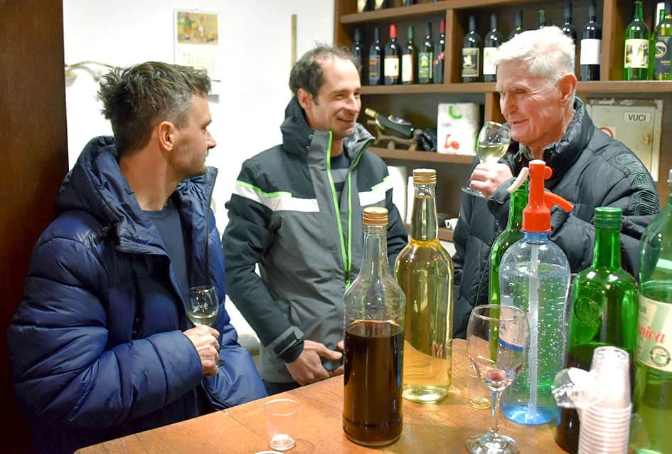 BOŽIĆNI DOMJENAK POŽEŠKIH VINOGRADARA: S pijetetom prema žrtvama tragedije u Zagrebu