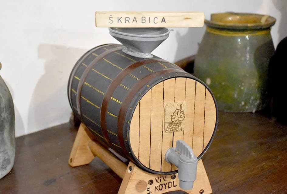 BOŽIĆNI DOMJENAK POŽEŠKIH VINOGRADARA: S pijetetom prema žrtvama tragedije u Zagrebu
