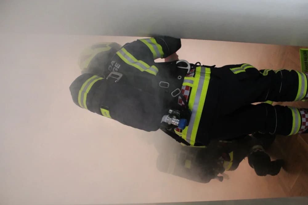 Održana vježba evakuacije i spašavanja u slučaju požara u Kanižlićevoj školi /FOTO/