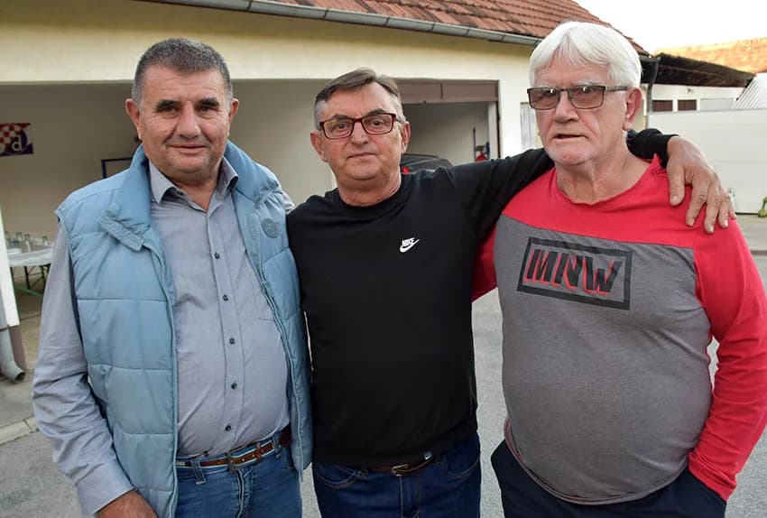 Ugostio pedesetak uzvanika [FOTO]