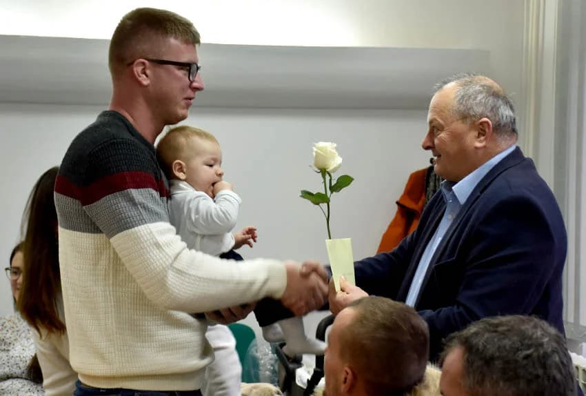 OPĆINA JAKŠIĆ DARIVALA RODITELJE NOVOĐENE DJECE: Prvi puta više dječaka